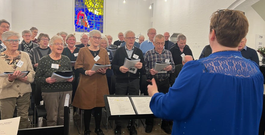 Demenskor – når korsang kan sætte hverdagens problemer skak