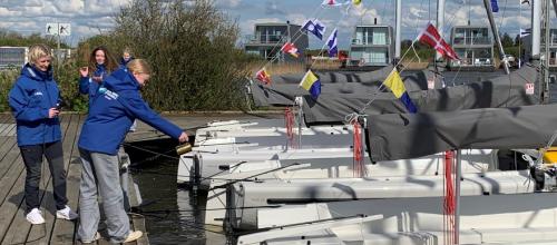 Anne Thimsen, Bork Havn Efterskole og elever