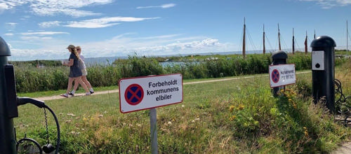 Hvor skal elbilerne oplades?