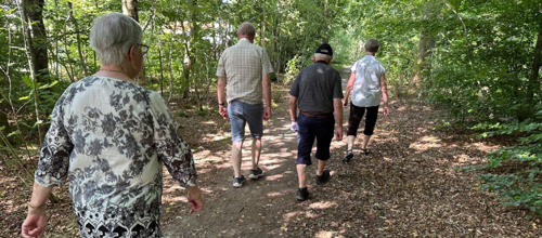 Frivillige, pårørende og demente borgere har sagt ok til brug af foto. Demenskoordinator Kirsten H. Jensen kender deres navne.