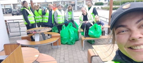 Lokale foreninger hjælper med at samle affald