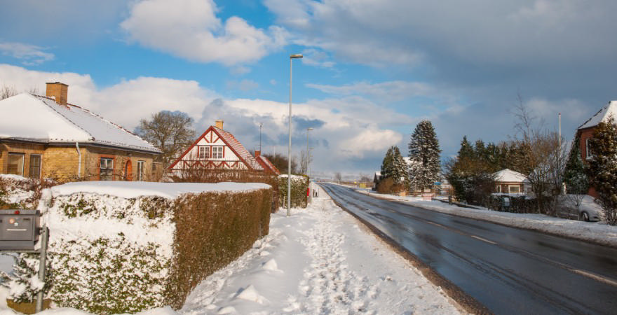 Vintervejr i landsby, Colourbox