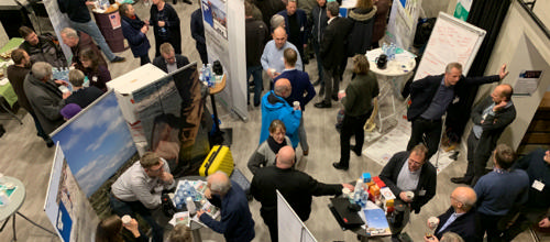 Stjernestund for lokaldemokratiet ved velbesøgt Politikkaravane