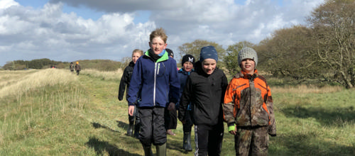 I Naturens Rige går børnene naturligvis til fritidsaktivitet i naturen