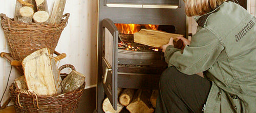 Tænd op i toppen og brug kun tørt træ